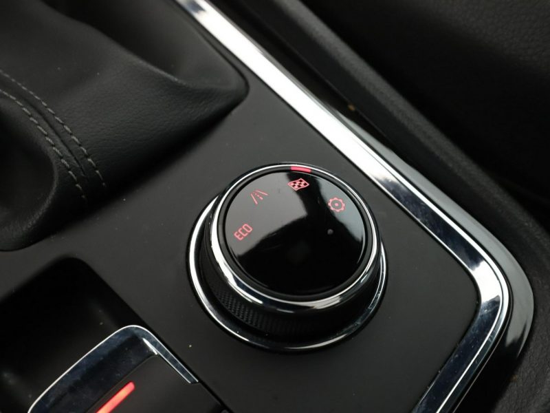 Seat Ateca Xcellence automat 150KM skóra panorama navi grzane fotele climatronic