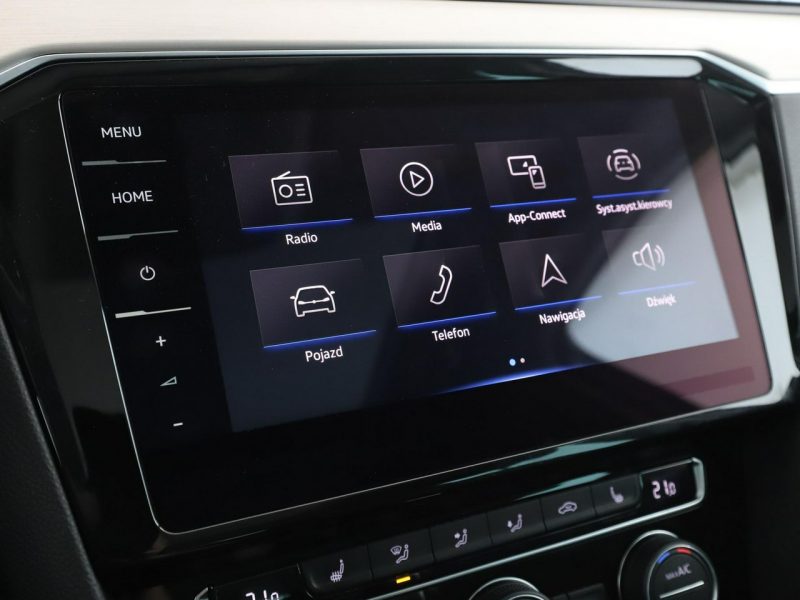 Volkswagen Passat FV23 2.0TDI 4Motion Elegance Panorama ACC Navi GrzaneFotele LED Matrix B8 (2014-2023)