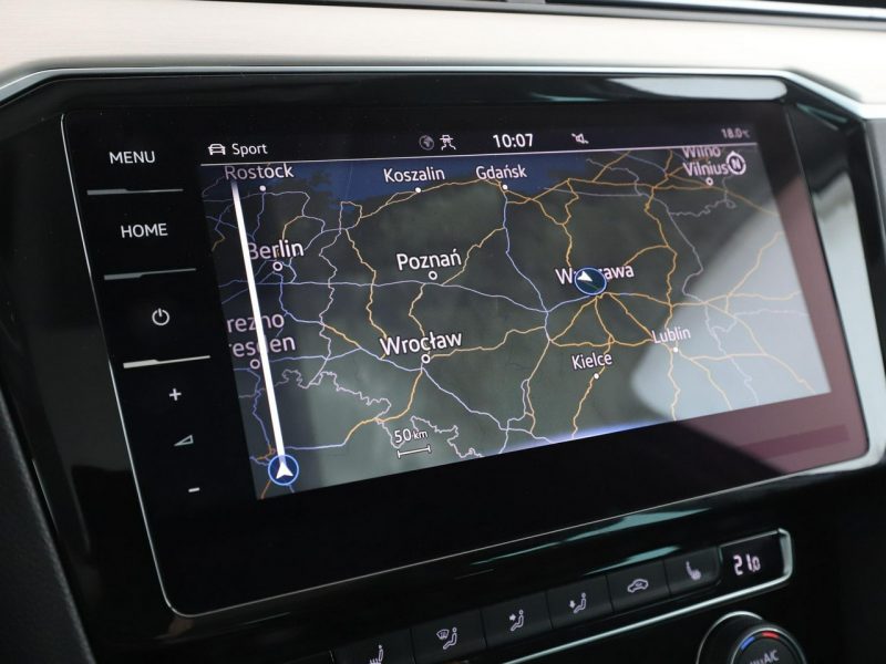Volkswagen Passat FV23 2.0TDI 4Motion Elegance Panorama ACC Navi GrzaneFotele LED Matrix B8 (2014-2023)