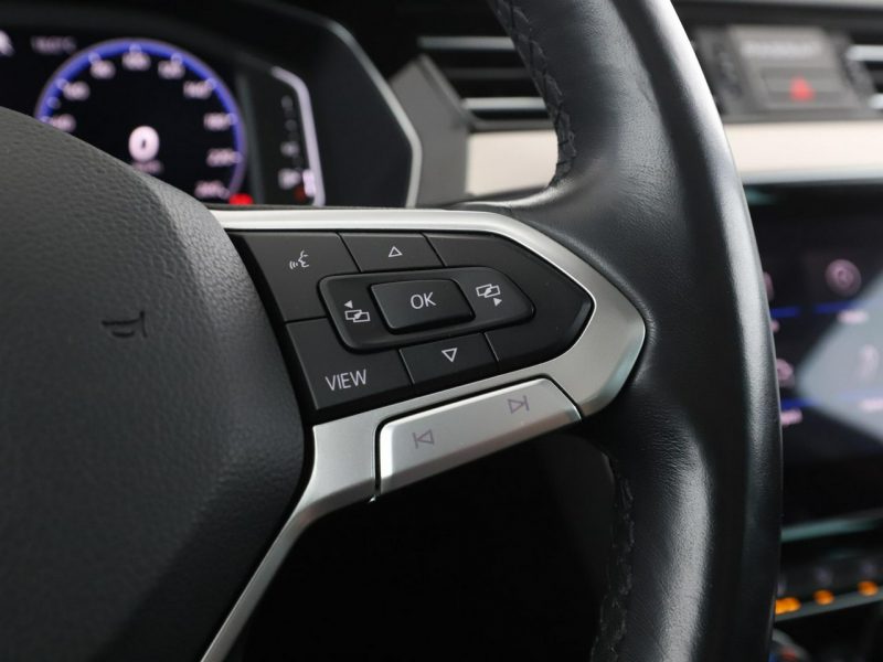 Volkswagen Passat FV23 2.0TDI 4Motion Elegance Panorama ACC Navi GrzaneFotele LED Matrix B8 (2014-2023)