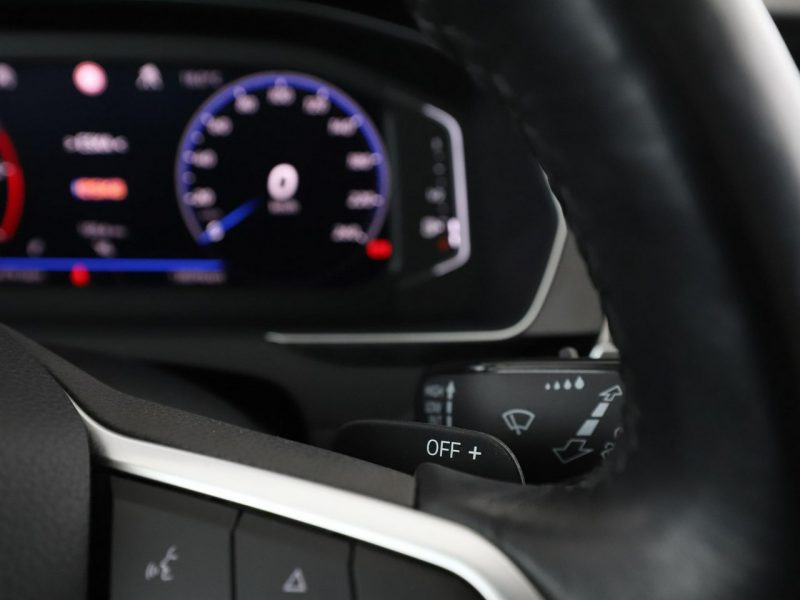 Volkswagen Passat FV23 2.0TDI 4Motion Elegance Panorama ACC Navi GrzaneFotele LED Matrix B8 (2014-2023)