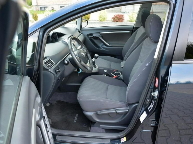 Toyota Verso 1.8VVT-i(147KM)Przebieg 122tyś.km LIFT Panorama Navi Kamera Oryginał