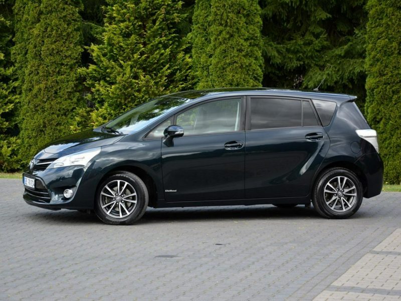 Toyota Verso 1.8VVT-i(147KM)Przebieg 122tyś.km LIFT Panorama Navi Kamera Oryginał