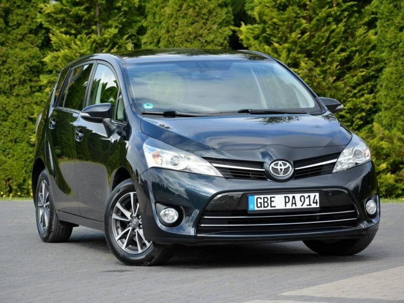 Toyota Verso 1.8VVT-i(147KM)Przebieg 122tyś.km LIFT Panorama Navi Kamera Oryginał