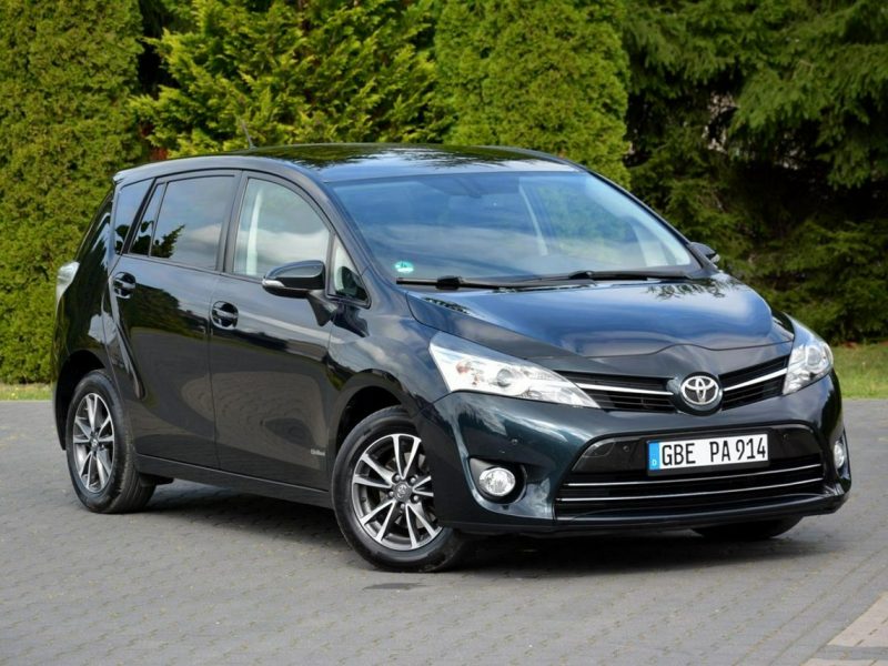 Toyota Verso 1.8VVT-i(147KM)Przebieg 122tyś.km LIFT Panorama Navi Kamera Oryginał