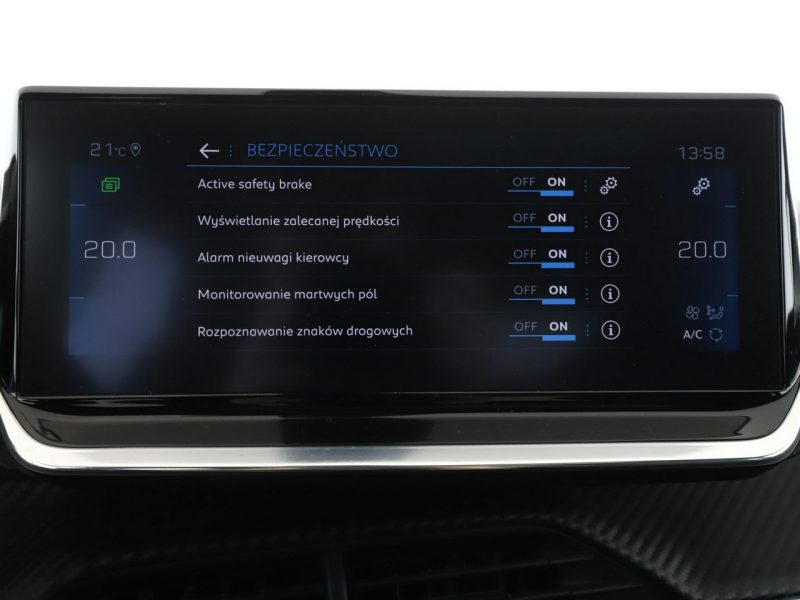 Peugeot 2008 full LED virtual cocpit panorama półskóra navi kamery II (2019-)