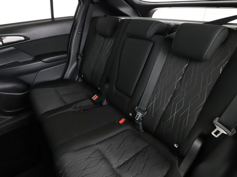 Mitsubishi Eclipse Cross automat kamera niski przebieg grzane fotele tempomat