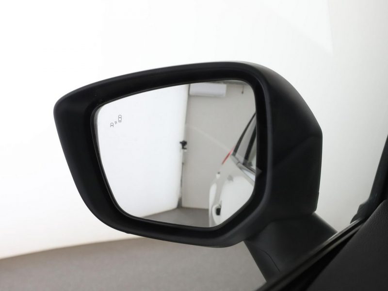 Mitsubishi Eclipse Cross automat kamera niski przebieg grzane fotele tempomat