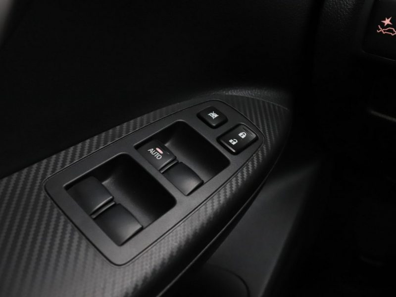 Mitsubishi Eclipse Cross automat kamera niski przebieg grzane fotele tempomat