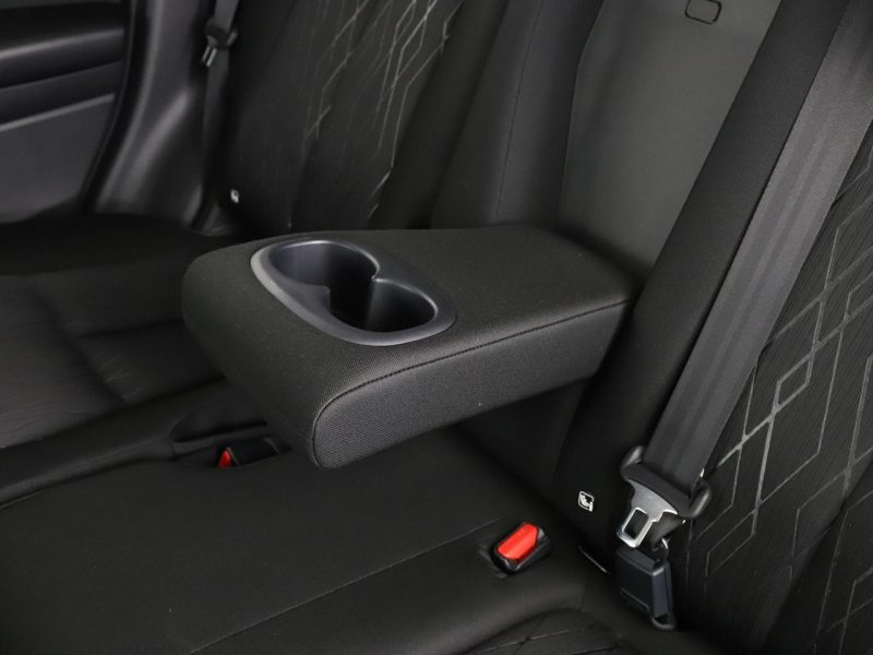 Mitsubishi Eclipse Cross automat kamera niski przebieg grzane fotele tempomat
