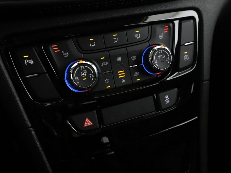 Opel Mokka Color Innovation navi grzane fotele+kier. półskóra kamera tempomat LED I (2012-2019)