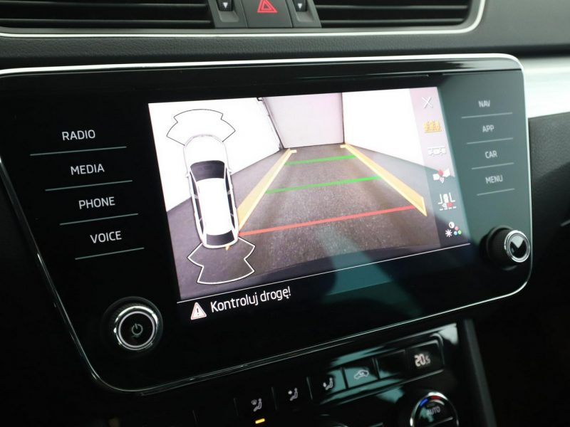 Škoda Superb Business PDC-kamera navi climatronic tempomat III (2015-2023)