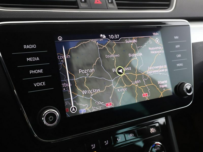 Škoda Superb Business PDC-kamera navi climatronic tempomat III (2015-2023)