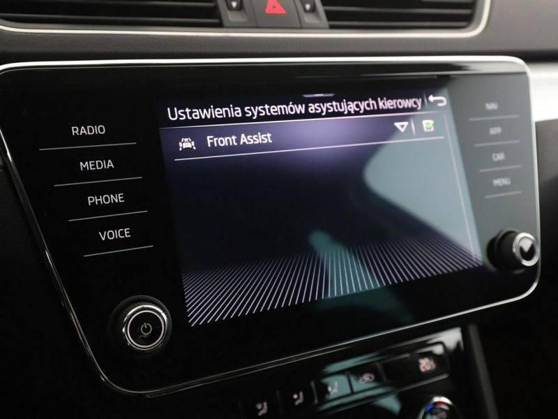 Škoda Superb Business PDC-kamera navi climatronic tempomat III (2015-2023)