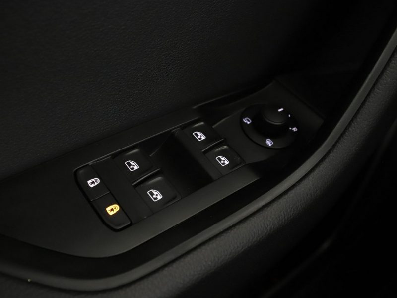 Škoda Superb Business PDC-kamera navi climatronic tempomat III (2015-2023)