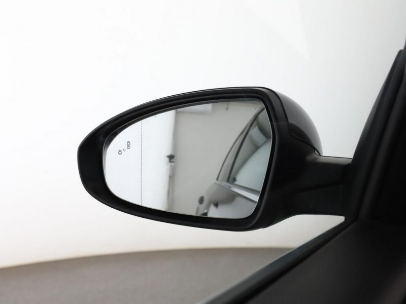 Kia Pro Cee'd lift full LED virtual cocpit skóra/alcantara kamera i czujniki parkowa