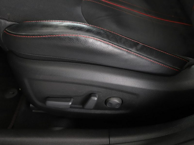 Kia Pro Cee'd lift full LED virtual cocpit skóra/alcantara kamera i czujniki parkowa