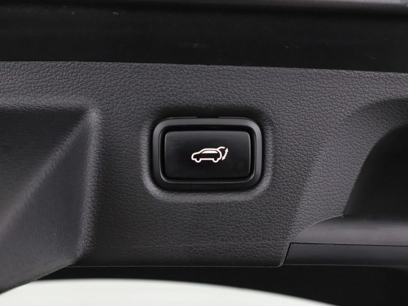 Kia Pro Cee'd lift full LED virtual cocpit skóra/alcantara kamera i czujniki parkowa