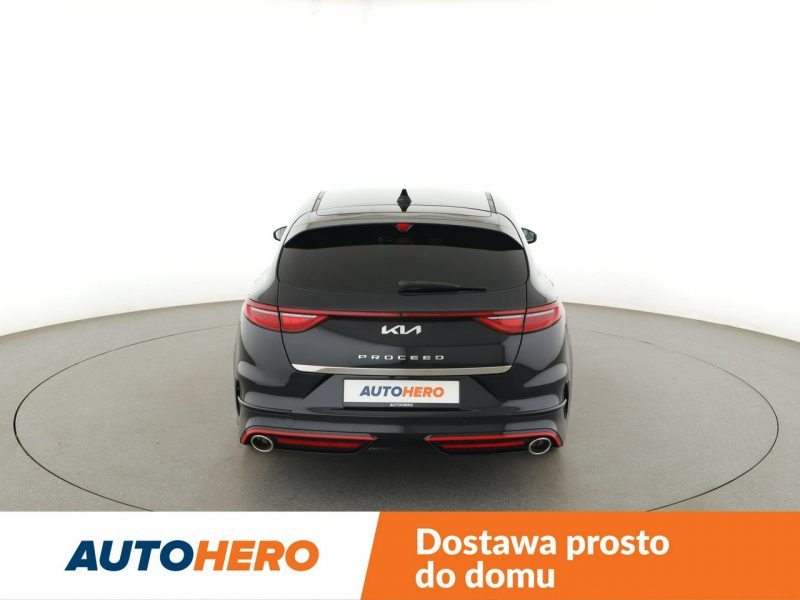 Kia Pro Cee'd lift full LED virtual cocpit skóra/alcantara kamera i czujniki parkowa
