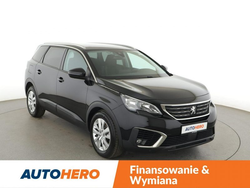 Peugeot 5008 7 os. automat virtual cocpit navi czujniki parkowania II (2017-)