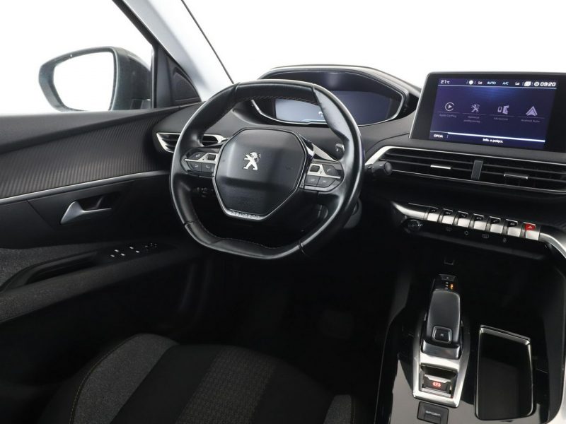 Peugeot 5008 7 os. automat virtual cocpit navi czujniki parkowania II (2017-)
