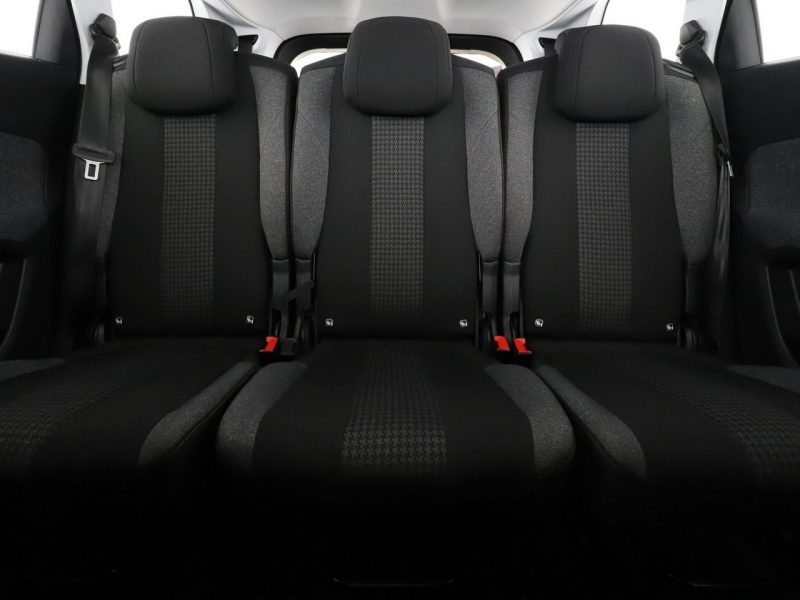 Peugeot 5008 7 os. automat virtual cocpit navi czujniki parkowania II (2017-)