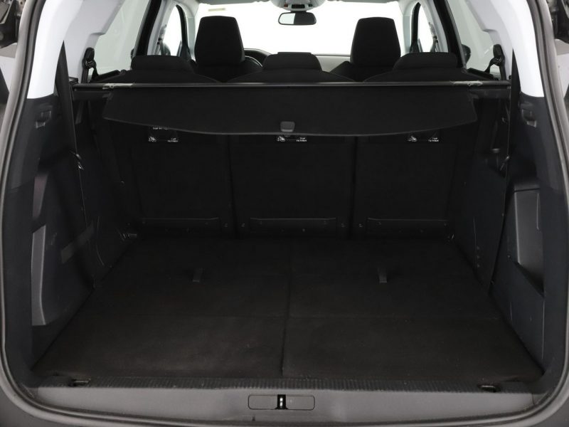 Peugeot 5008 7 os. automat virtual cocpit navi czujniki parkowania II (2017-)