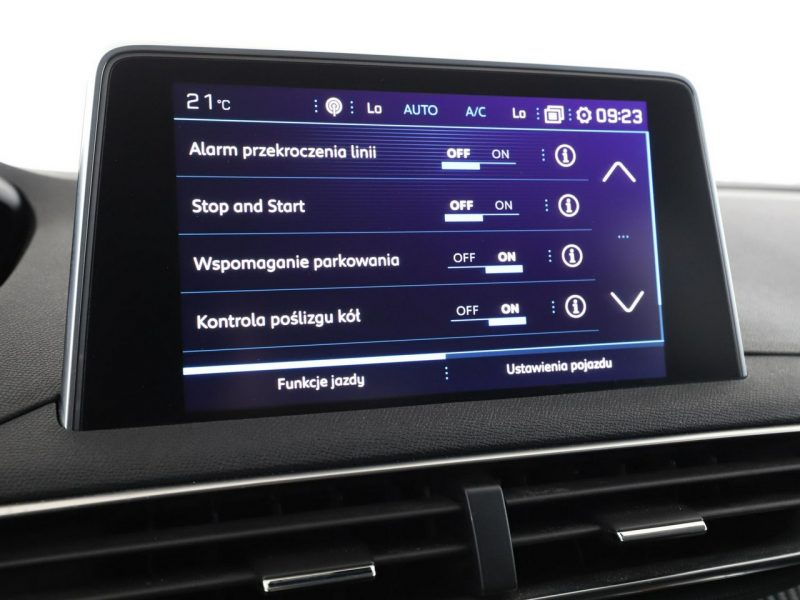 Peugeot 5008 7 os. automat virtual cocpit navi czujniki parkowania II (2017-)