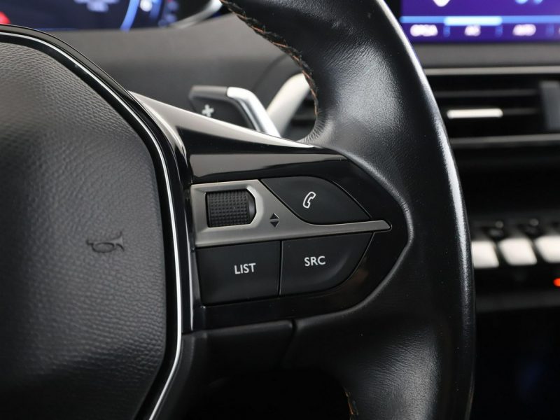 Peugeot 5008 7 os. automat virtual cocpit navi czujniki parkowania II (2017-)
