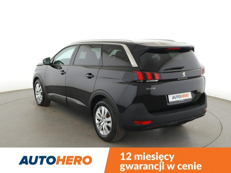 Peugeot 5008 7 os. automat virtual cocpit navi czujniki parkowania II (2017-)