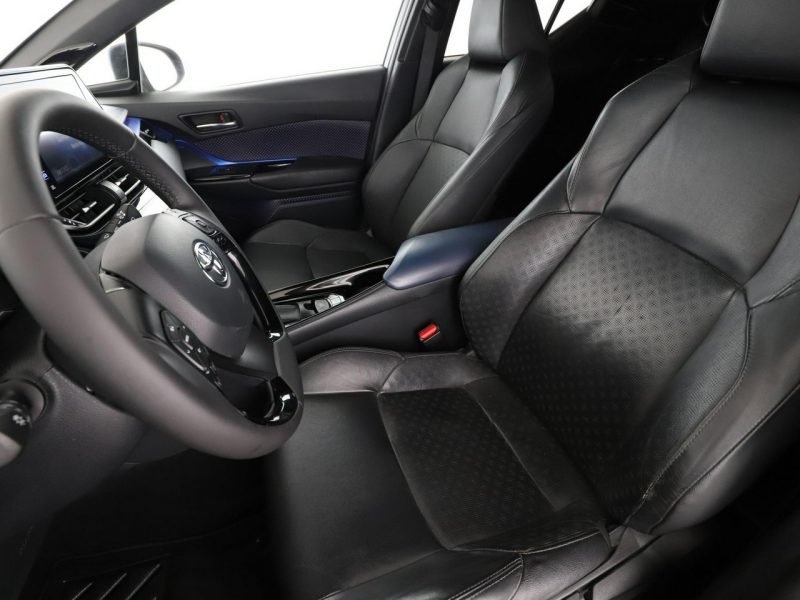 Toyota C-HR GRATIS! Pakiet Serwisowy o wartości 700 zł!
