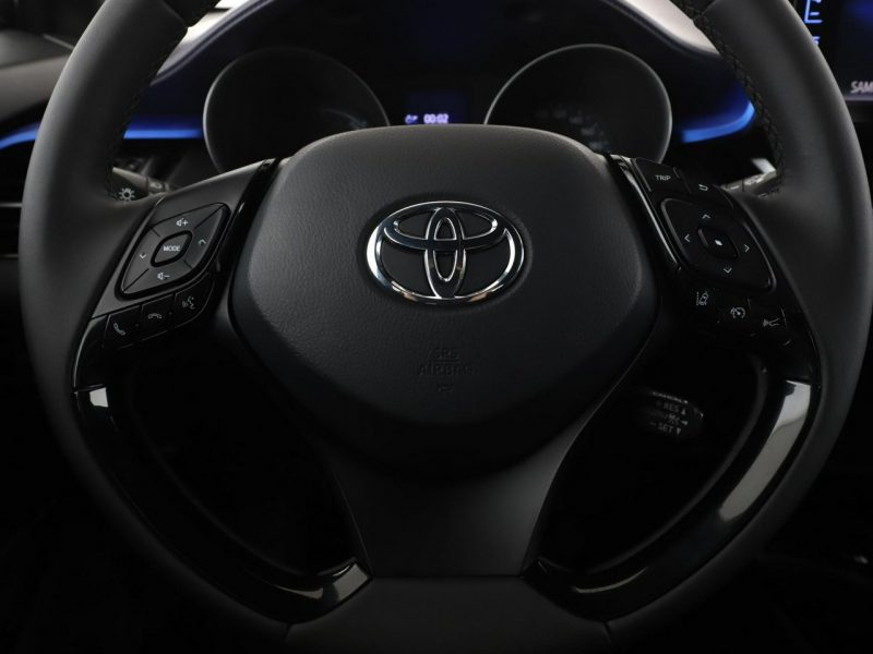Toyota C-HR GRATIS! Pakiet Serwisowy o wartości 700 zł!