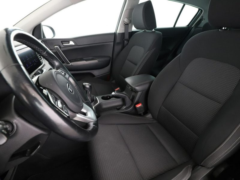 Kia Sportage lift full LED klima auto navi kamera i czujniki parkowania grzane fote IV (2016-2021)