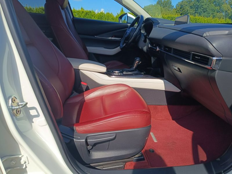 Mazda CX-30 2.0 Skyactiv-x 180KM M Hybrid 4x4AWD+Navi -Kamera - HUD Bogata wersja