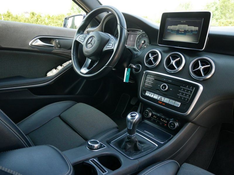 Mercedes A 180 1.6 122KM [Eu6] -Navi -Grzane fotele -Euro 6 -Zobacz W176 (2012-)
