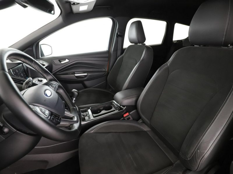 Ford Kuga navi klima auto skóra/alcantara czujniki parkowania II (2012-)