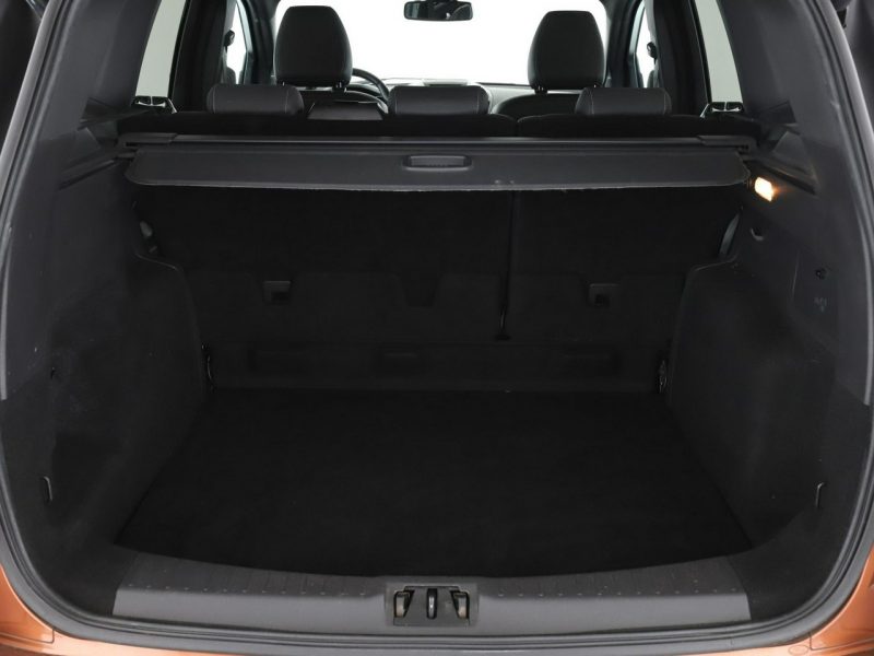 Ford Kuga navi klima auto skóra/alcantara czujniki parkowania II (2012-)