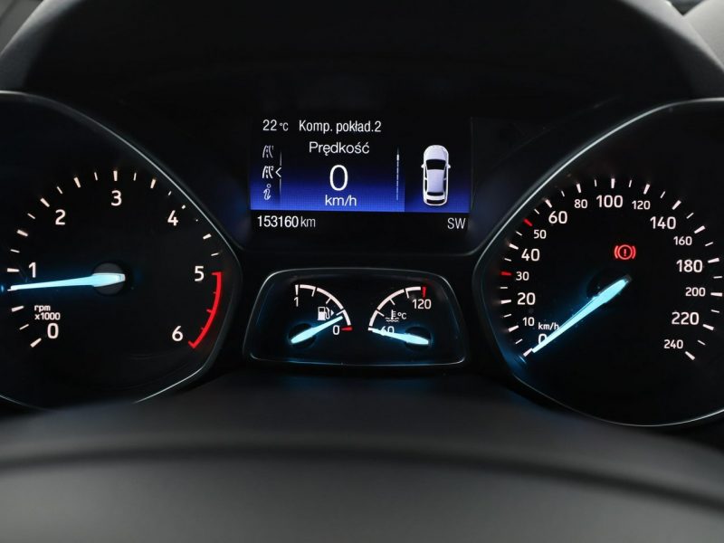Ford Kuga navi klima auto skóra/alcantara czujniki parkowania II (2012-)