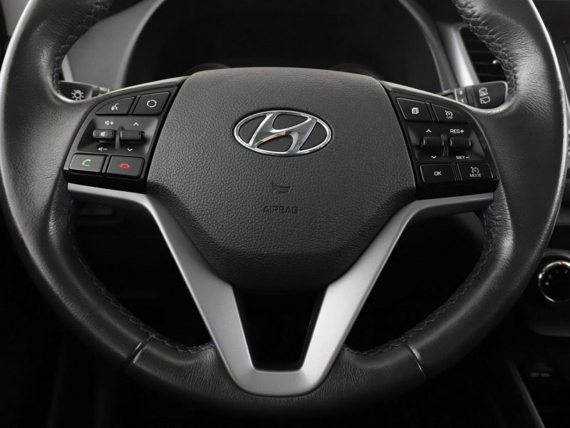 Hyundai Tucson Klimatyzacja Czujniki parkowanie El.szyby Bluetooth III (2015-2020)