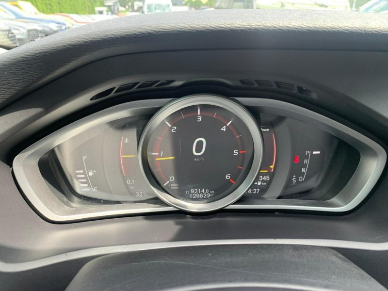 Volvo V40 2.0d Automat FullLED Navi II (2012-)