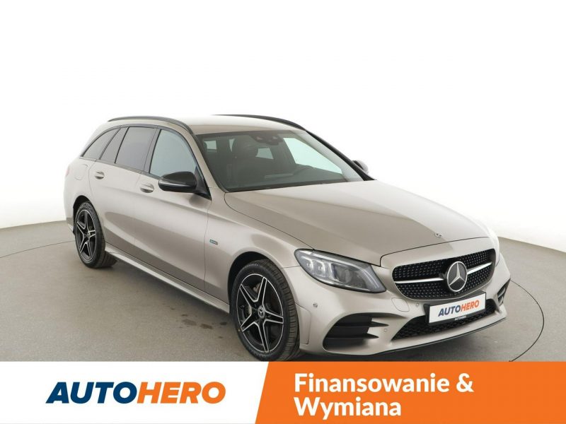 Mercedes C 300 FV23 C300e PHEV Night Edition AMG Line Navi Tempomat Multibeam KAM360 W205 (2014-2021)