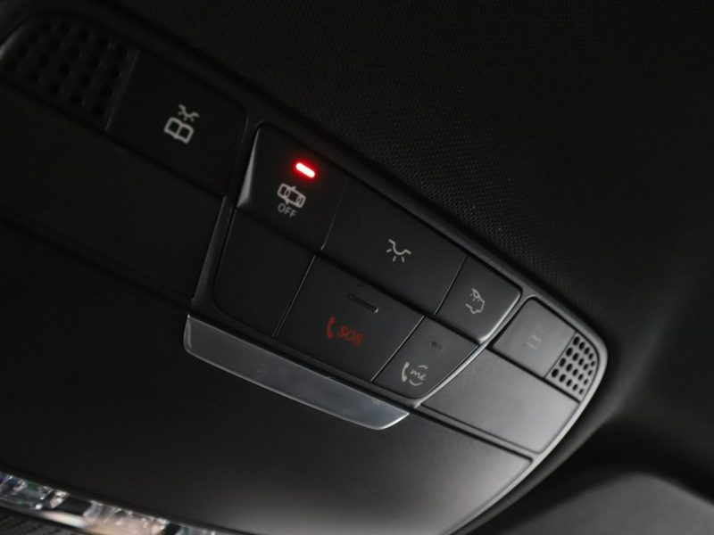 Mercedes C 300 FV23 C300e PHEV Night Edition AMG Line Navi Tempomat Multibeam KAM360 W205 (2014-2021)