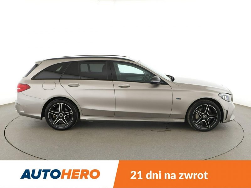 Mercedes C 300 FV23 C300e PHEV Night Edition AMG Line Navi Tempomat Multibeam KAM360 W205 (2014-2021)
