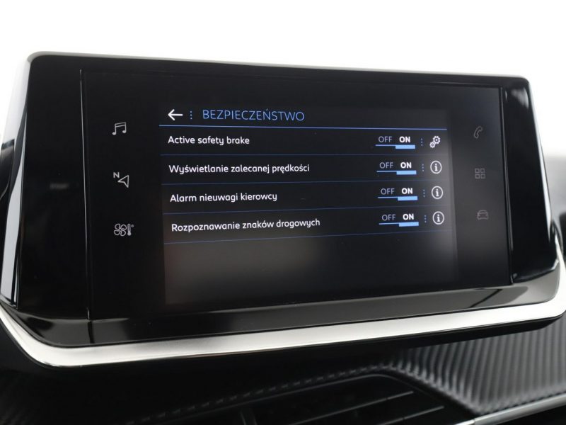 Peugeot 2008 Allure półskóra navi PDC-kamera grzane fotele LED tempomat Bluetooth II (2019-)