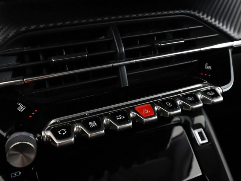 Peugeot 2008 Allure półskóra navi PDC-kamera grzane fotele LED tempomat Bluetooth II (2019-)