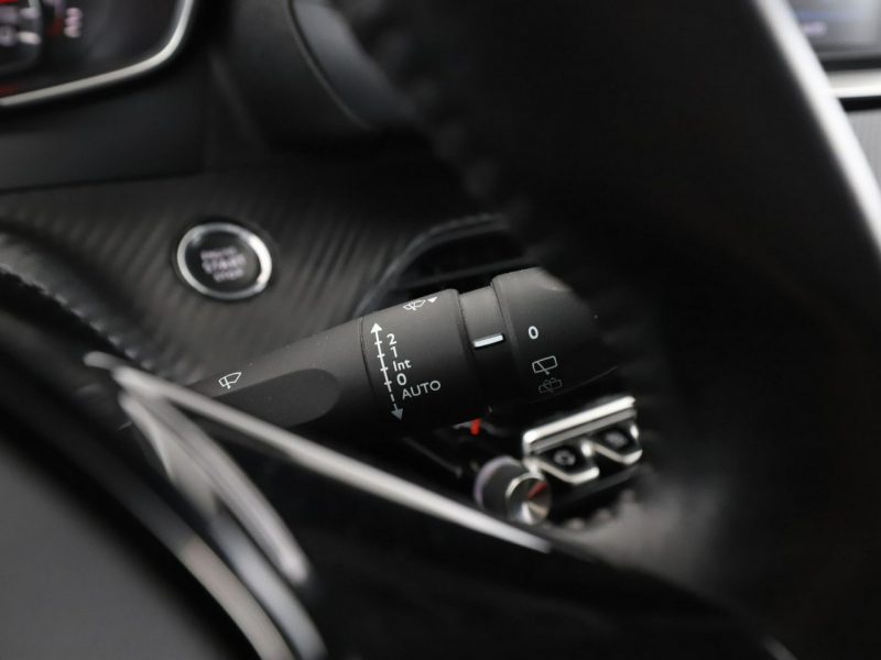 Peugeot 2008 Allure półskóra navi PDC-kamera grzane fotele LED tempomat Bluetooth II (2019-)