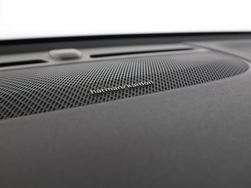 Volvo XC 40 FV24 2.0 T4 Automat Momentum Pro Navi Tempomat Grzana Skóra Kamera LED