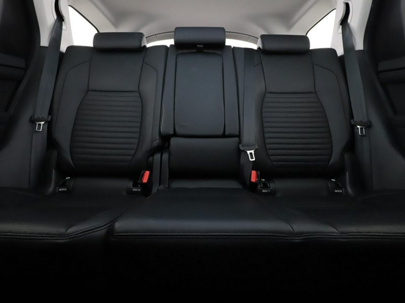 Land Rover Discovery Sport 2.0d Sport Automat AWD Panorama Tempomat Navi GrzanaSkóra Meridian LED