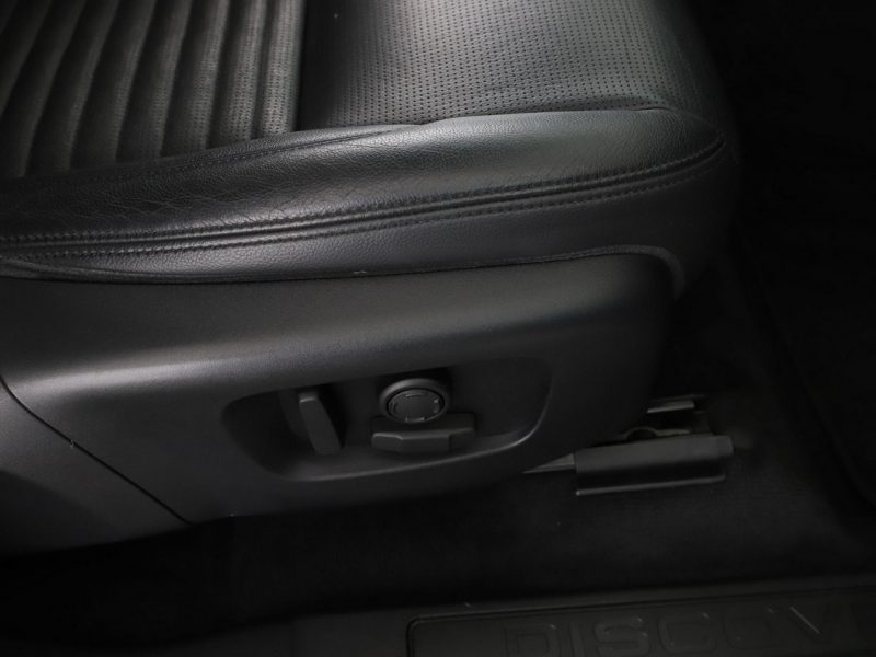 Land Rover Discovery Sport 2.0d Sport Automat AWD Panorama Tempomat Navi GrzanaSkóra Meridian LED