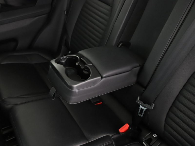 Land Rover Discovery Sport 2.0d Sport Automat AWD Panorama Tempomat Navi GrzanaSkóra Meridian LED